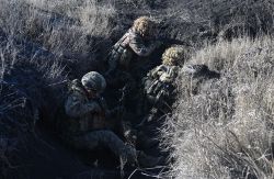 Ukraine : Macron avertit contre une paix qui serait une \