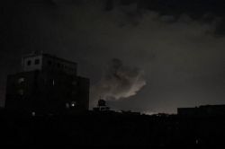 Yémen: les Houthis font état de 12 morts dans des bombardements imputés aux États-Unis