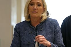 France: cinq ans d'inéligibilité requis en appel contre Marine Le Pen