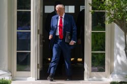 Le droit international menacé par Trump, estime Amnesty