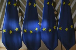 Accord commercial en vue entre Bruxelles et Washington, mais l'Europe reste prête à se defendre