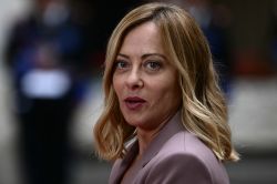 Vance et von der Leyen discutent des droits de douane à Rome