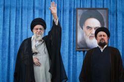 Nucléaire: Trump accuse l’Iran d'atermoyer