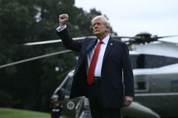 Trump menace la Russie de nouvelles sanctions après l'attaque record contre l'Ukraine