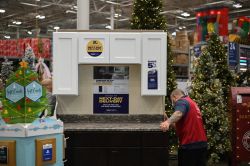 Les États-Unis imposent jusqu’à 100% de taxes sur les importations pharmaceutiques