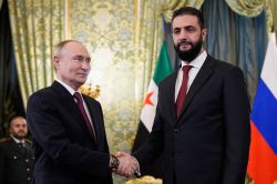Le président syrien dit à Poutine vouloir «redéfinir» les relations Moscou-Damas
