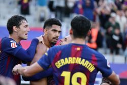 Espagne: Araujo libère le Barça, le Real Madrid sous pression