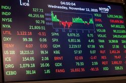 Guerre au Moyen-Orient: le dollar profite de la hausse des prix du pétrole