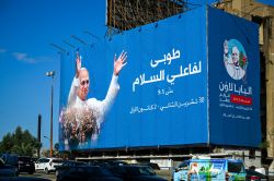 Le pape en vol vers le Liban avec un message de paix