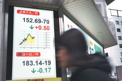 Chute brutale de l’or et de l’argent, les marchés digèrent l’annonce de Trump