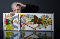 À 97 ans, l'artiste iconocalste Alejandro Jodorowsky signe «Art sans fin», un voyage au cœur de son œuvre