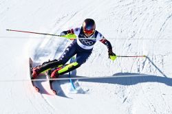 JO: Shiffrin met fin à sa malédiction olympique avec l'or du slalom