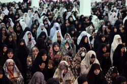 Les Iraniens en nombre pour la prière de l'Aïd, malgré la guerre