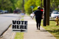 Aux États-Unis, les démocrates espèrent une «vague bleue» aux élections de mi-mandat