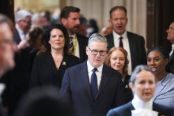 Démission du ministre de la Santé de Starmer, potentiel rival à Downing Street