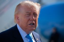 Trump dit qu'il parlera au président taïwanais