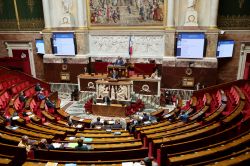 L'Assemblée nationale s'apprête à abroger le Code noir, ouvrant la voie au débat sur les réparations