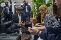 Ebola: le patron de l'OMS à Kinshasa, avant une visite à l'épicentre de l'épidémie