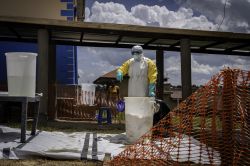 Ebola: près de 500 cas confirmés en Afrique centrale