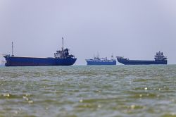 Les États-Unis lèvent leur blocus naval contre l’Iran