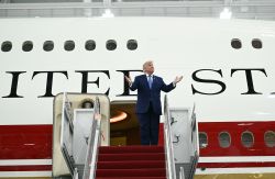 Les États-Uni accusent réception du nouvel avion Air Force One donné par le Qatar