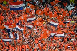 Mondial 2026: raz-de-marée Oranje, Allemagne qualifiée, Tunisie éliminée