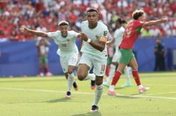 Mondial-2026: Les Bleus dans le dernier carré pour une fête des voisins