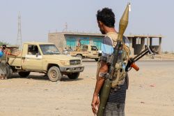 Yémen: plus de 140 morts depuis samedi dans les affrontements entre houthis et forces gouvernementales