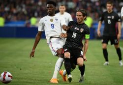 Bleus: beaucoup d'ombres et peu de lumières à cinq mois du Mondial