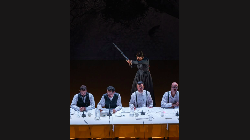 «The Brotherhood»: Carolina Bianchi s'attaque aux solidarités masculines