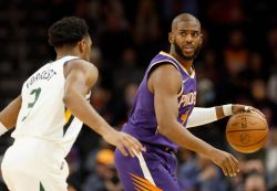 NBA: Chris Paul illumine Phoenix, Chicago et Cleveland se font peur