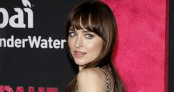 Dans «Materialists», Dakota Johnson questionne l’amour à l’ère des algorithmes