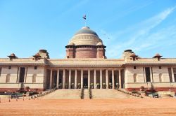 Inde: au moins 21 morts dans l'incendie d'un hôtel de la capitale New Delhi