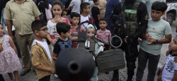 Gaza: le Hamas fanfaronne en exposant son arsenal