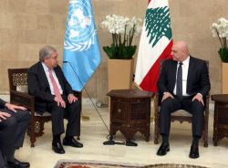 Guterres à Beyrouth: solidarité avec le peuple libanais, Aoun réitère son appel à négocier