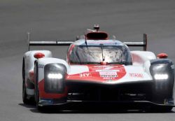 24 Heures du Mans: Glickenhaus surprend Toyota dans les essais