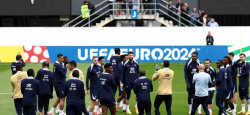 Euro-2024: la France entre en scène contre l'Autriche