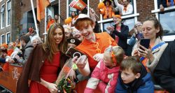 La fête du roi embrase Amsterdam 