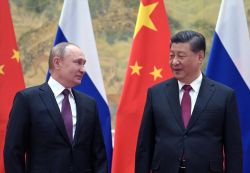 A Moscou, Xi salue les «relations étroites» sino-russes