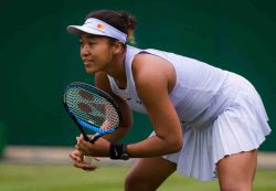 WTA: Naomi Osaka se retire du tournoi de Melbourne, Halep et Kudermetova en finale