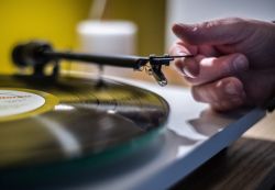 Quand le vinyle ne tourne plus rond