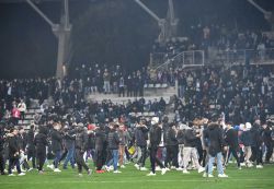 Paris FC-Lyon arrêté : Le foot français à nouveau placé devant ses responsabilités