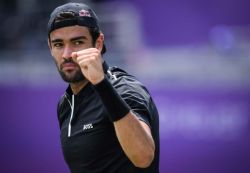 Berrettini a dû lutter au Queen's, Wawrinka a abdiqué