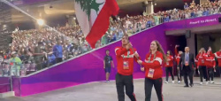 Le drapeau libanais flotte haut dans le ciel de Hangzhou