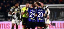 Foot: l'Inter contrarie la Juventus dans le \