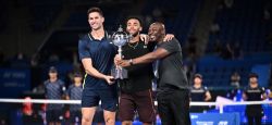 Tennis: Fils s'impose à Tokyo contre Humbert dans une finale 100% française