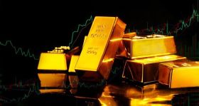 Marchés en Asie: l'or continue sa glissade, prudence sur les Bourses