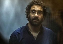 Egypte: Sissi gracie le militant égypto-britannique Alaa Abdel-Fattah