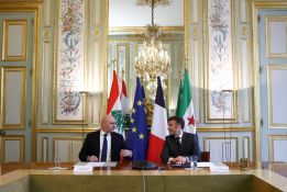 Macron prêt à recevoir le président syrien sous conditions 