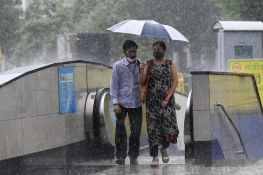 Sur Terre, l'eau de pluie impropre à la consommation